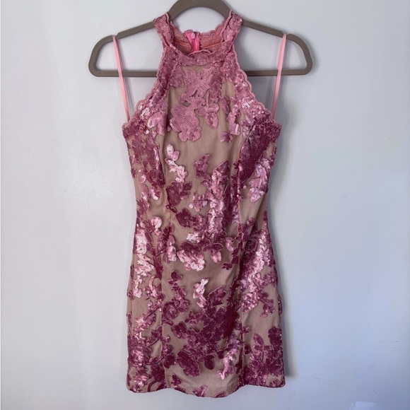 Va Va Voom Dresses & Skirts - Va Va Voom Women’s Pink Sequin Above Knee Mini Dress High collar Zip back Size M